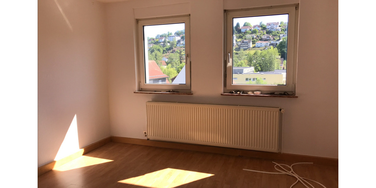 Dachgeschoßwohnung Bad Hersfeld - 2 Zimmer, 50 m&sup2;, 450&euro; | Angebot:25932501