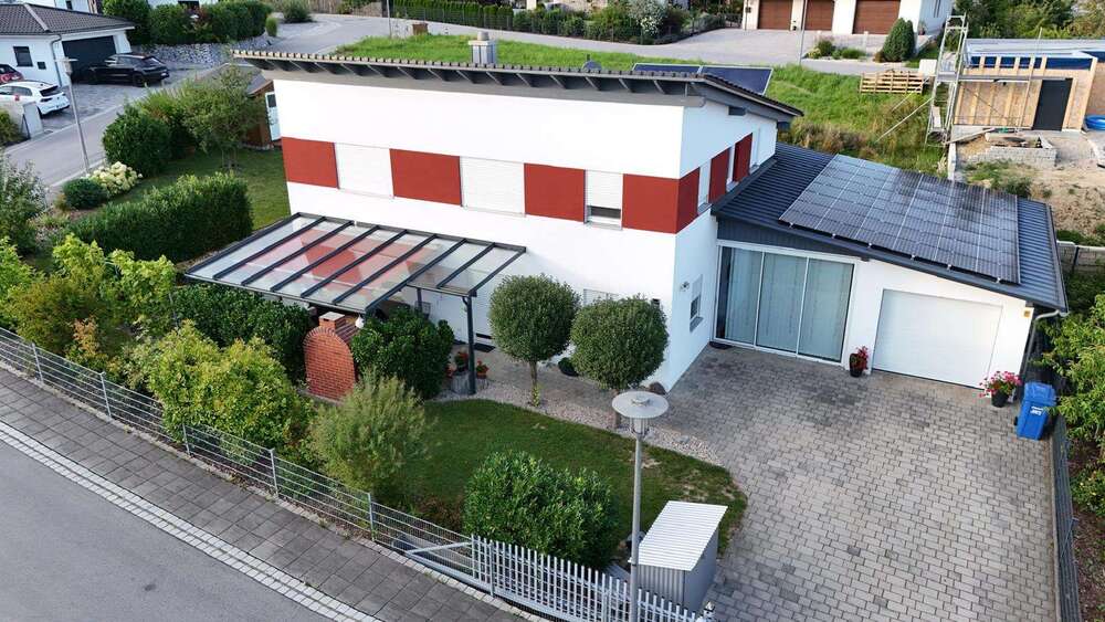 Einfamilienhaus Eggenfelden - 6 Zimmer, 179 m&sup2;, 1.900&euro; | Angebot:25272690