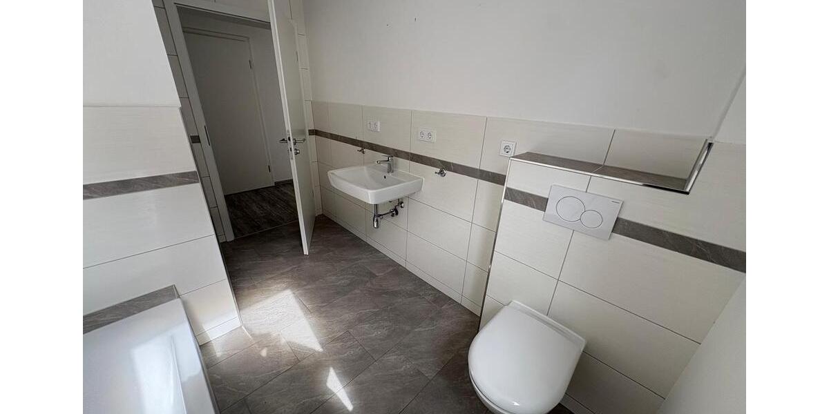 Erdgeschoßwohnung Uder - 3.5 Zimmer, 84 m&sup2;, 840&euro; | Angebot:25393076