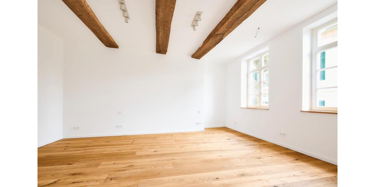 Erdgeschoßwohnung Detmold Hiddesen - 3 Zimmer, 143 m&sup2;, 1.859&euro; | Angebot:25807068