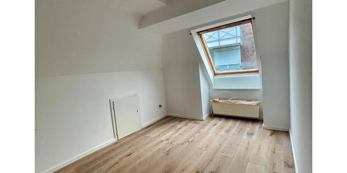 Etagenwohnung Büsum - 2 Zimmer, 94 m&sup2;, 1.220&euro; | Angebot:25053614