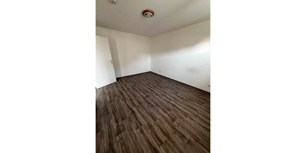 Etagenwohnung Querfurt - 2 Zimmer, 56 m&sup2;, 385&euro; | Angebot:26051007