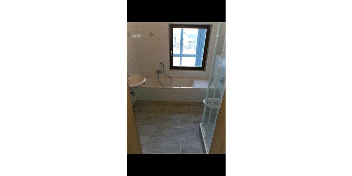 Dachgeschoßwohnung Flachslanden - 2 Zimmer, 65 m&sup2;, 550&euro; | Angebot:26505525