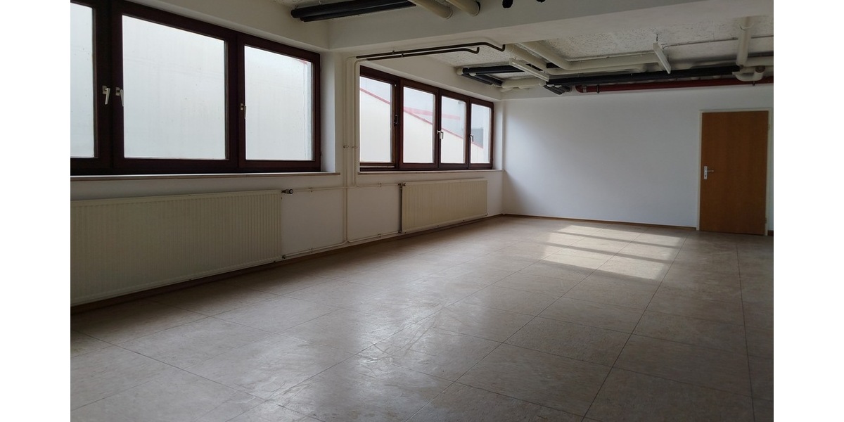 Gewerbefläche oder Lager mit Erweiterungsmöglichkeiten in Sauerlach - Gewerbeobjekt Sauerlach | Angebot:22265285