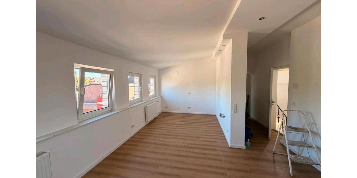Dachgeschoßwohnung Würselen - 3 Zimmer, 68 m&sup2;, 980&euro; | Angebot:26635271