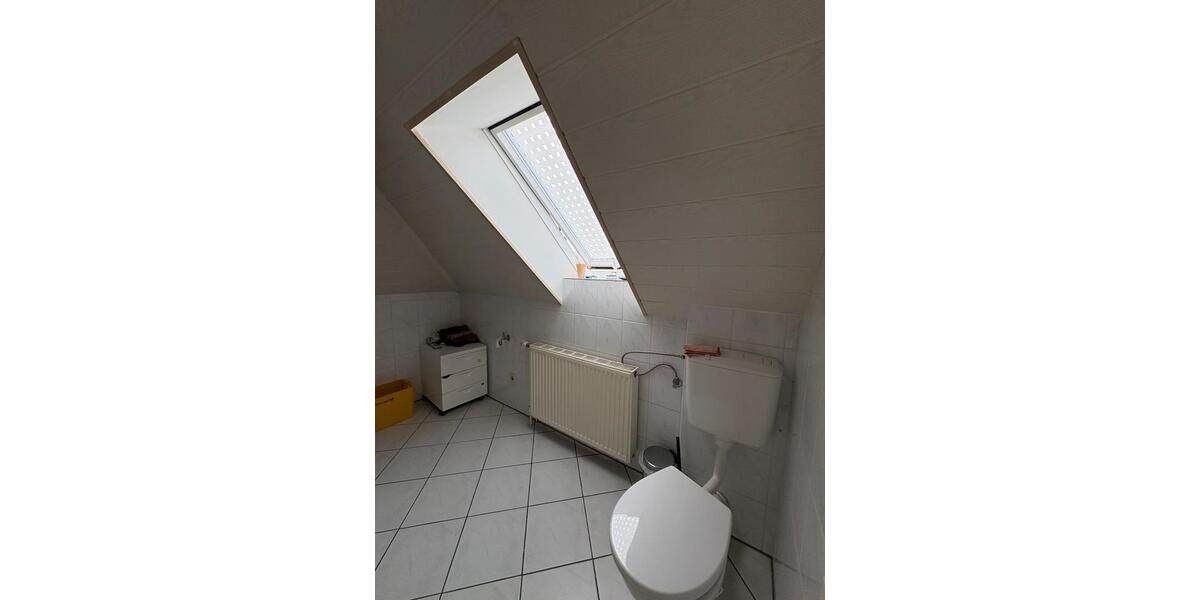 Dachgeschoßwohnung Oldenburg Alexandersfeld - 3 Zimmer, 70 m&sup2;, 1.050&euro; | Angebot:25919908