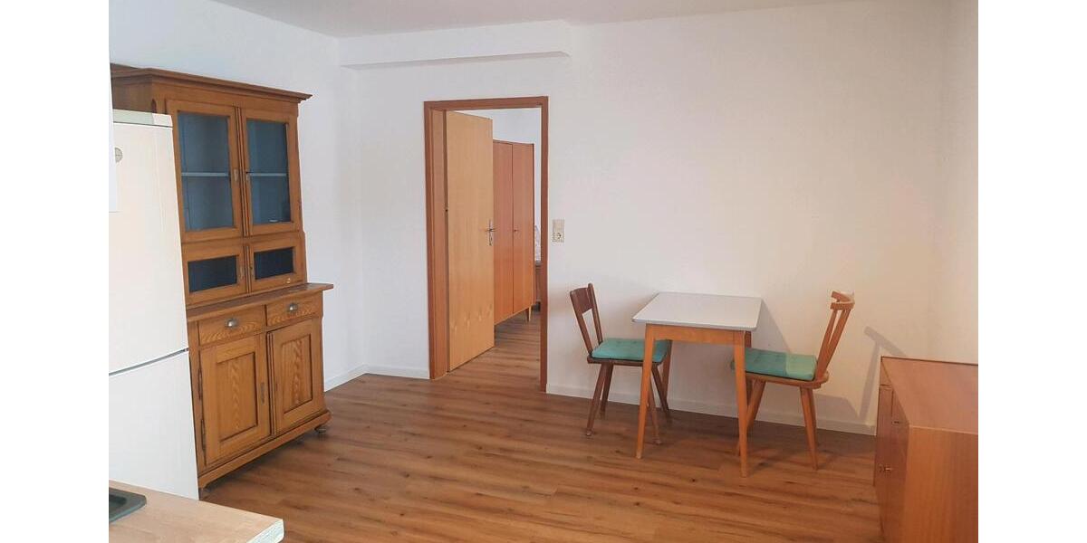 Etagenwohnung Scheinfeld - 2 Zimmer, 40 m&sup2;, 320&euro; | Angebot:25126680