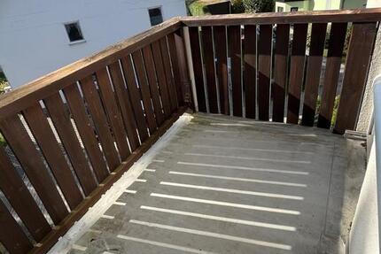 Wohnung Reichenbach im Vogtland - 3 Zimmer, 77 m&sup2;, 464&euro; | Angebot:25056006