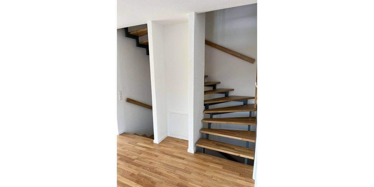 Reihenmittelhaus Bad Säckingen - 5 Zimmer, 150 m&sup2;, 2.300&euro; | Angebot:25706510