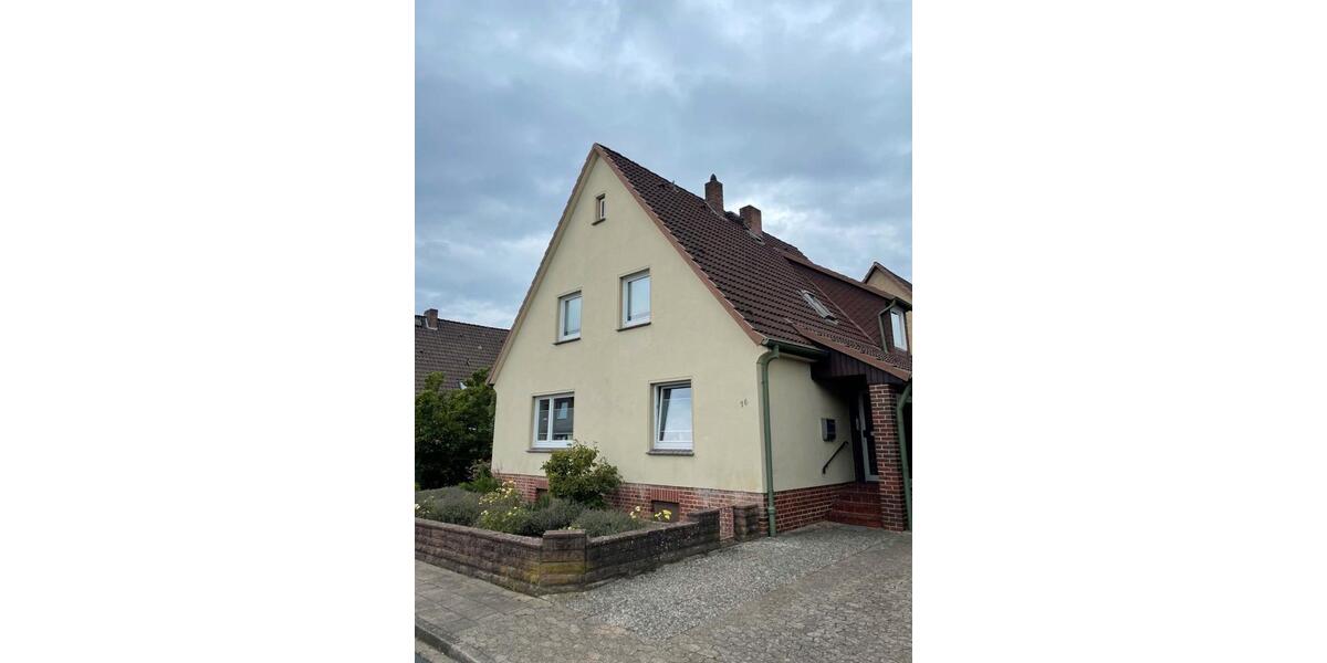 Doppelhaushälfte Soltau - 6 Zimmer, 140 m&sup2;, 1.100&euro; | Angebot:26560501