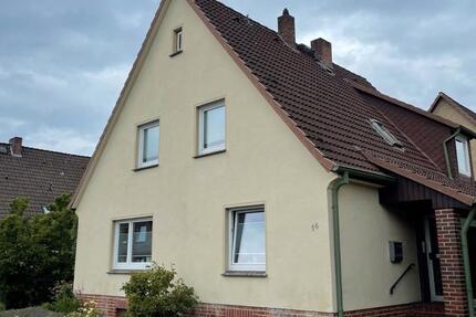 Haus Soltau - 6 Zimmer, 140 m&sup2;, 1.100&euro; | Angebot:26560501