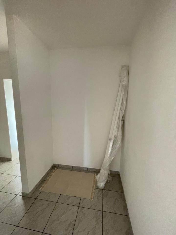 2-Zimmer-Wohnung mit Einbauküche und fantastischem Ausblick in GV