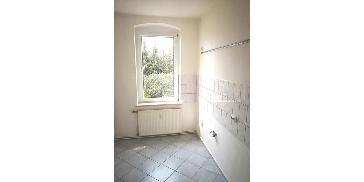 Etagenwohnung Bernburg (Saale) - 2 Zimmer, 45 m&sup2;, 295&euro; | Angebot:26698377