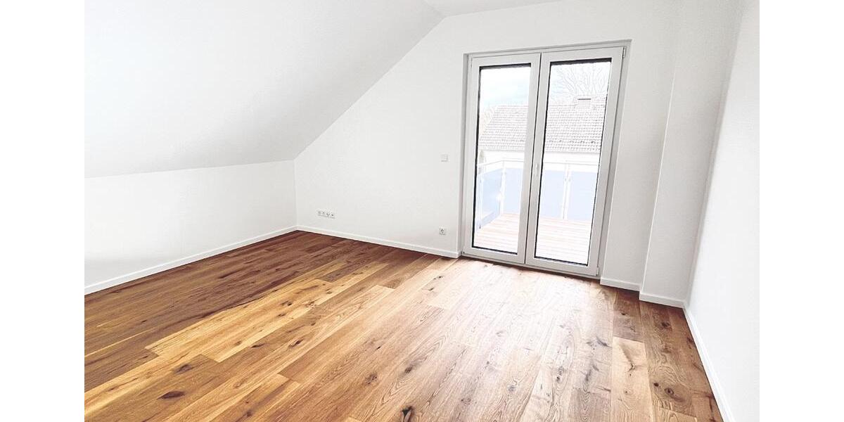 Dachgeschoßwohnung Mühlheim am Main - 4 Zimmer, 112 m&sup2;, 1.890&euro; | Angebot:23539800
