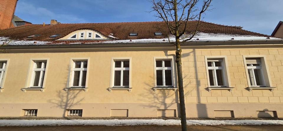 Maisonettenwohnung Kyritz - 5 Zimmer, 194 m&sup2;, 1.300&euro; | Angebot:26082938