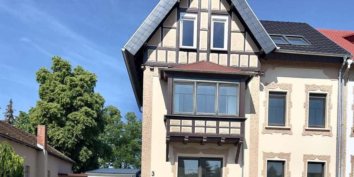 Etagenwohnung Bad Lauchstädt - 1 Zimmer, 71 m&sup2;, 900&euro; | Angebot:27068848