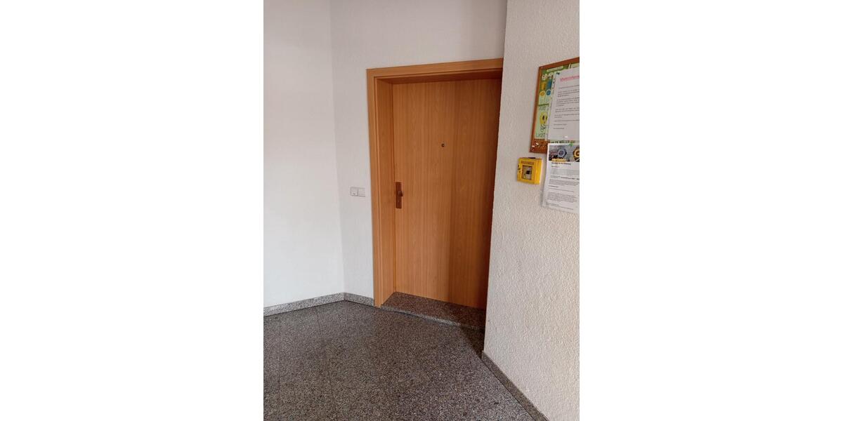 Erdgeschoßwohnung Weißenfels - 3 Zimmer, 71 m&sup2;, 428&euro; | Angebot:26682984