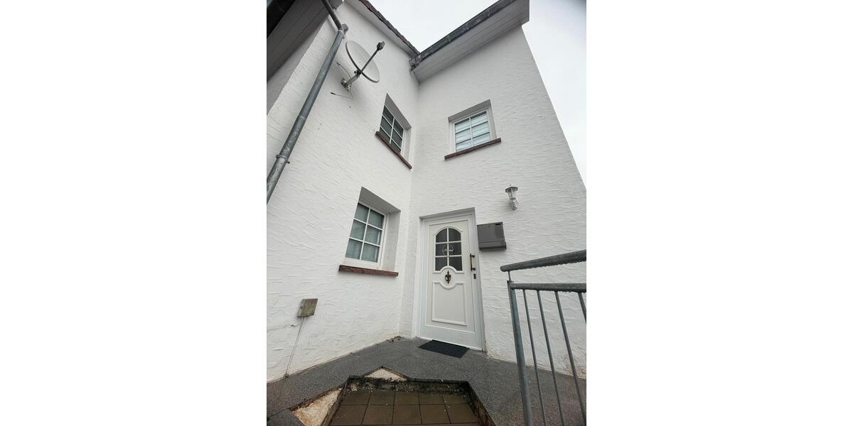 Etagenwohnung Idar-Oberstein Oberstein - 5 Zimmer, 285 m&sup2;, 1.300&euro; | Angebot:24782497