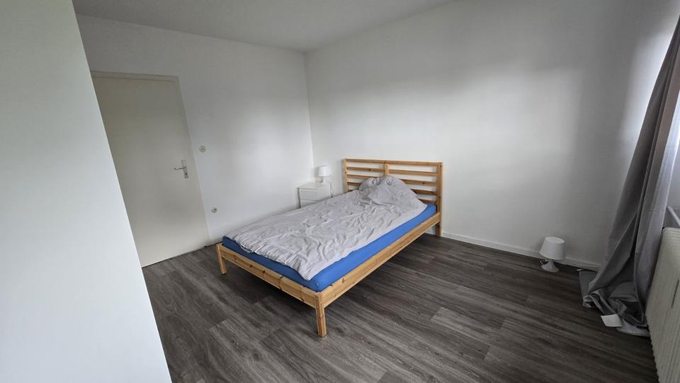 Wohnen auf Zeit Krefeld - 4 Zimmer, 80 m&sup2;, 525&euro; | Angebot:25550412