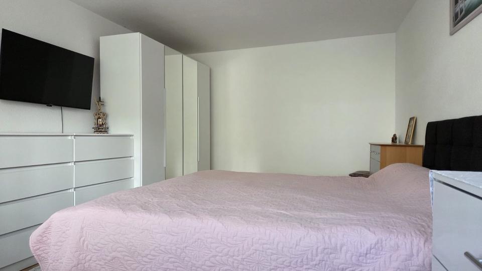 Erdgeschoßwohnung Reutlingen Altenburg - 2 Zimmer, 70 m&sup2;, 780&euro; | Angebot:26279954