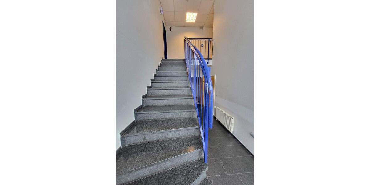 Gewerbeobjekt Lübeck / Sankt Lorenz Nord St. Lorenz Nord - 4 Zimmer, 157 m&sup2;, 900&euro; | Angebot:25681896