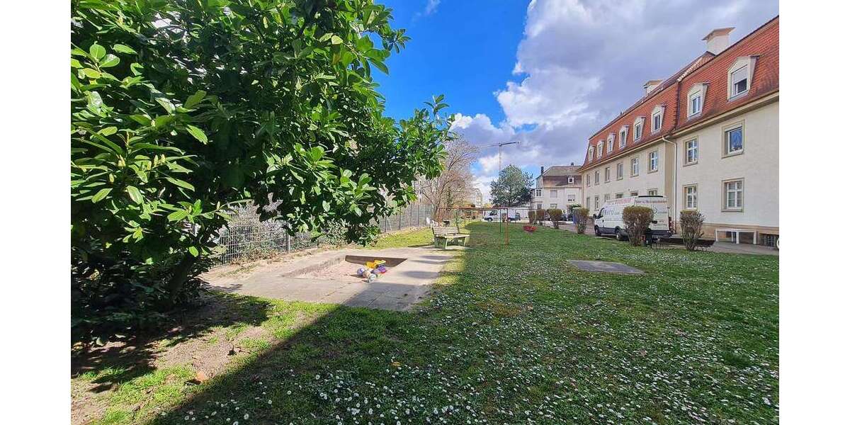 Etagenwohnung Neustadt - 4 Zimmer, 118 m&sup2;, 1.060&euro; | Angebot:27004987