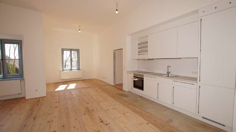 Etagenwohnung Aiterhofen - 3 Zimmer, 98 m&sup2;, 950&euro; | Angebot:26858710
