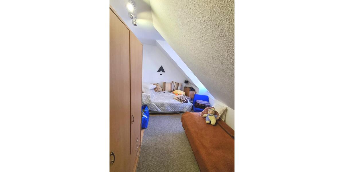 Dachgeschoßwohnung Friedland - 3 Zimmer, 81 m&sup2;, 550&euro; | Angebot:26454428
