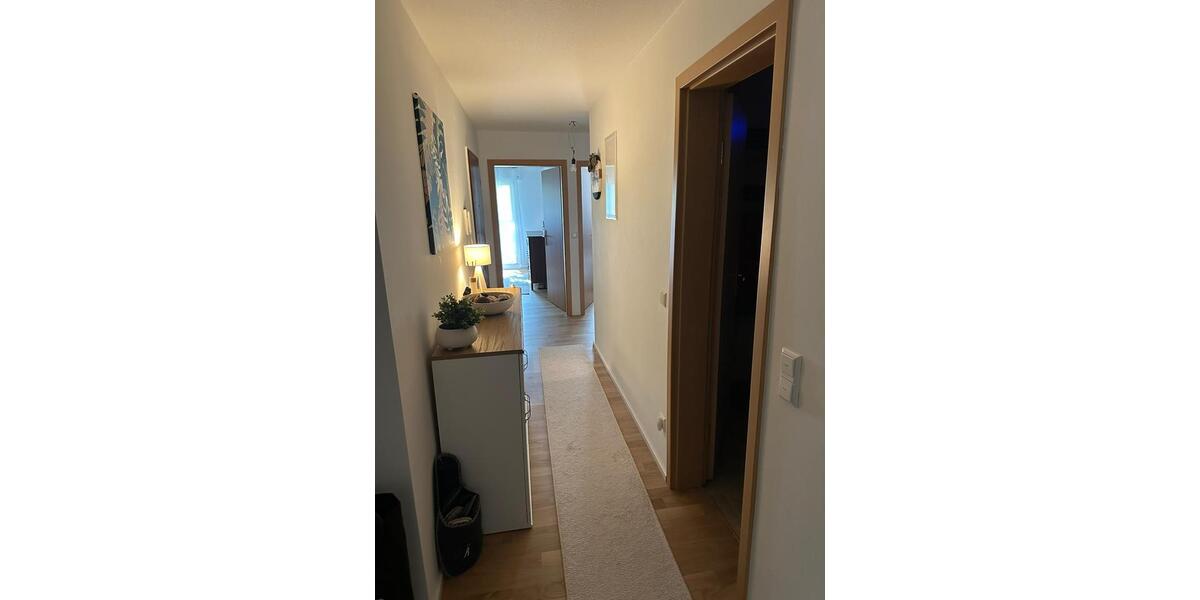 Etagenwohnung Schwaikheim - 3 Zimmer, 84 m&sup2;, 1.400&euro; | Angebot:26313637
