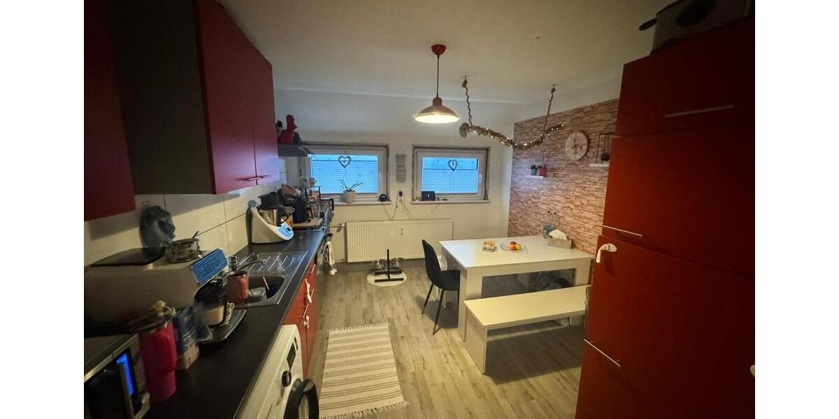 Dachgeschoßwohnung Uetze - 4 Zimmer, 74 m&sup2;, 650&euro; | Angebot:26003942