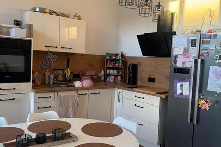 Wohnung Plauen Alt Chrieschwitz - 4 Zimmer, 110 m&sup2;, 824&euro; | Angebot:25373336