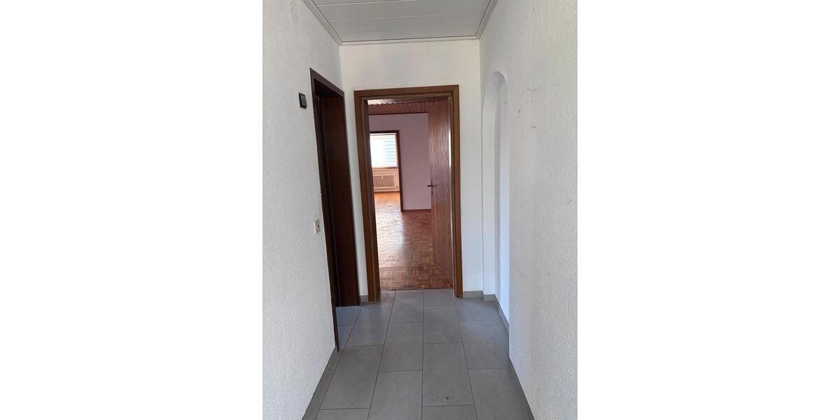 Erdgeschoßwohnung Wettenberg - 2 Zimmer, 63 m&sup2;, 650&euro; | Angebot:26684230
