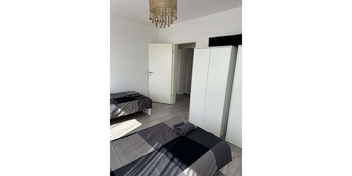 Wohnen auf Zeit Mülheim an der Ruhr Broich - 1.5 Zimmer, 90 m&sup2;, 2.500&euro; | Angebot:25845394