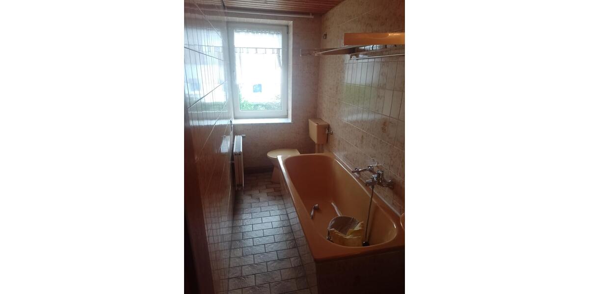 5-Zimmerwohnung 94m2 Neumünden – Teilmöbliert, 2Bäder 7,45Eurom2 5 zimmer