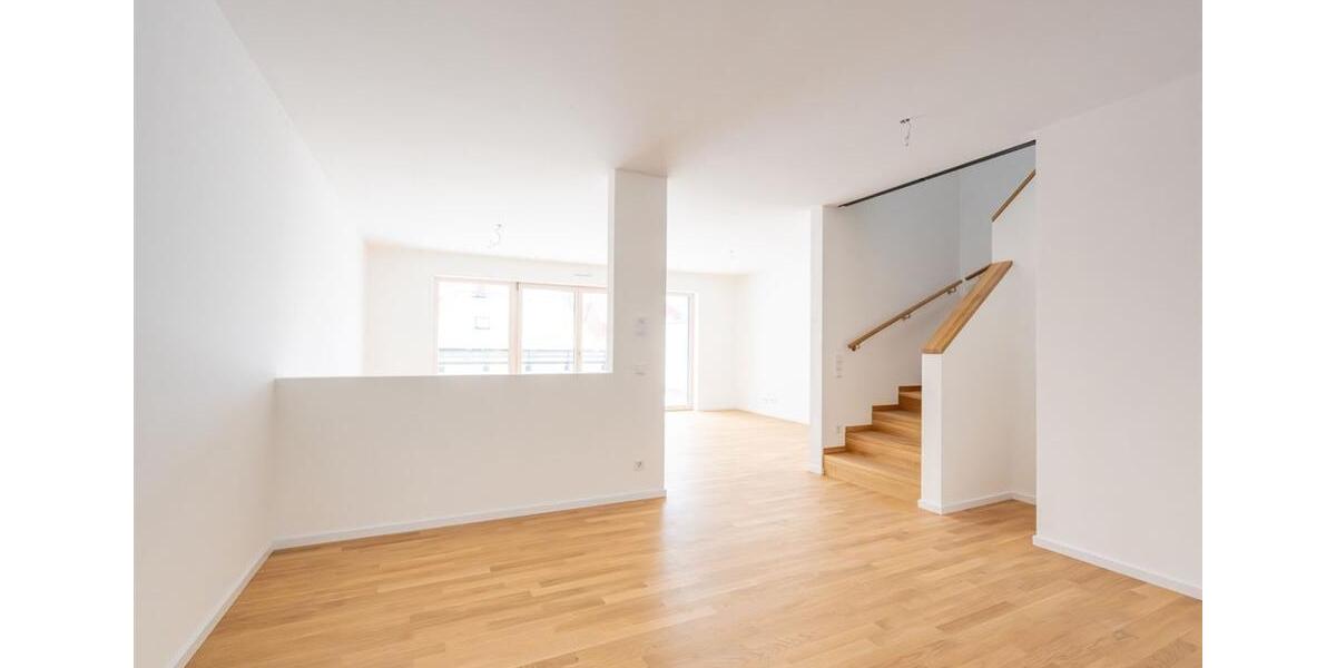 Einfamilienhaus Viechtach - 4 Zimmer, 130 m&sup2;, 1.235&euro; | Angebot:23816995