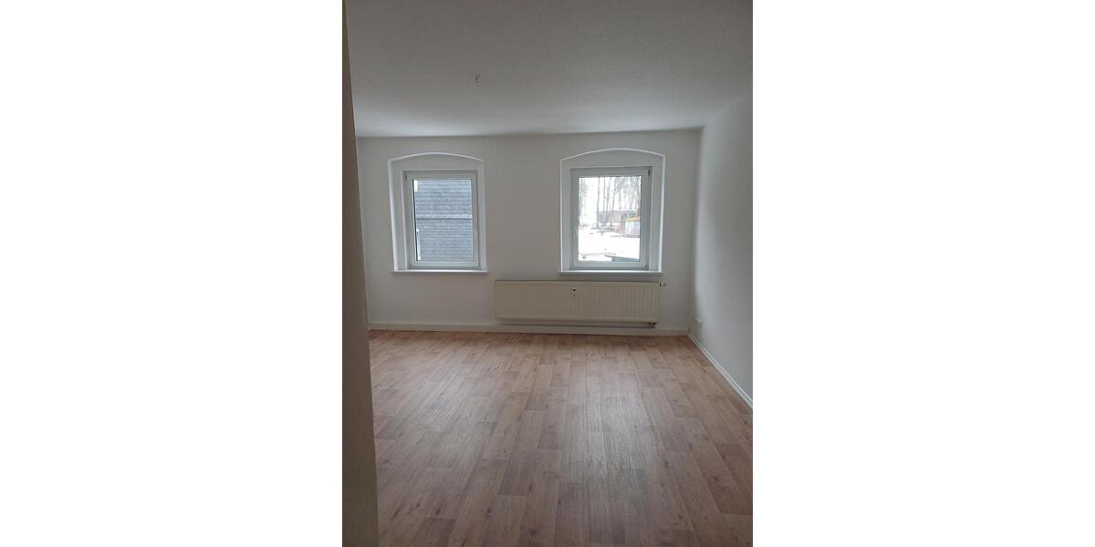 Etagenwohnung Lehesten - 3 Zimmer, 69 m&sup2;, 385&euro; | Angebot:24538743