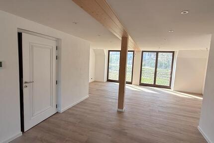 Wohnung Aalen - 2.5 Zimmer, 87 m&sup2;, 950&euro; | Angebot:26625618