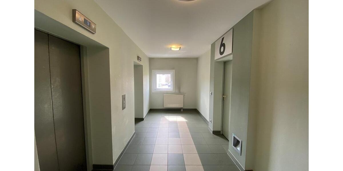 Etagenwohnung Suhl - 2 Zimmer, 54 m&sup2;, 280&euro; | Angebot:26629541