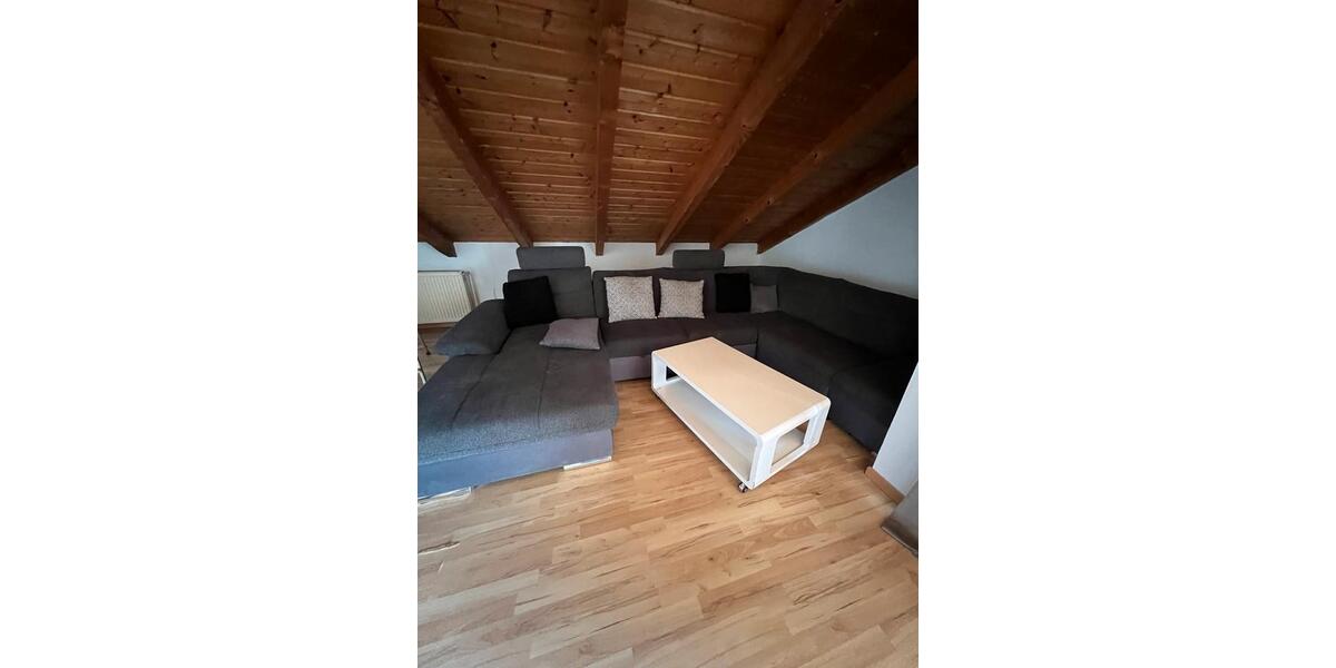 Dachgeschoßwohnung Rosenheim Aising - 2 Zimmer, 70 m&sup2;, 1.200&euro; | Angebot:26602940