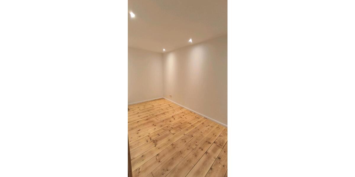 Etagenwohnung Hage - 2 Zimmer, 98 m&sup2;, 900&euro; | Angebot:20657947