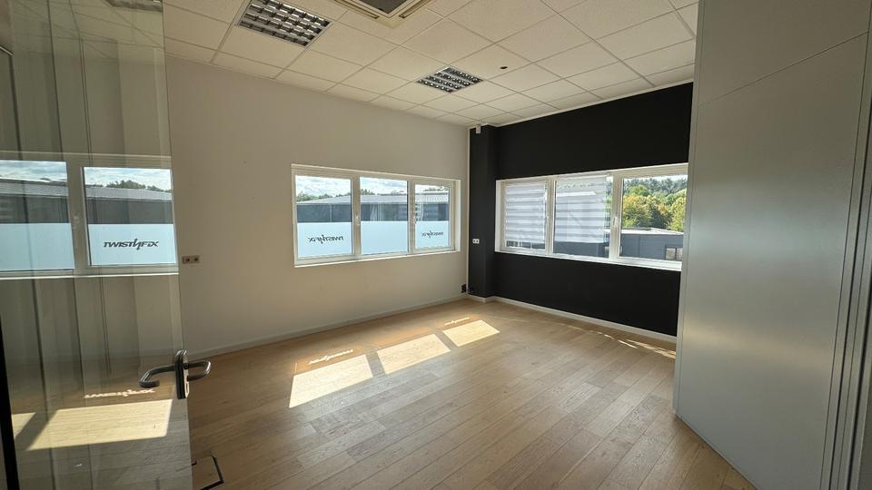 Gewerbeobjekt Kamp-Lintfort Lintfort - 3.690&euro; | Angebot:24385615