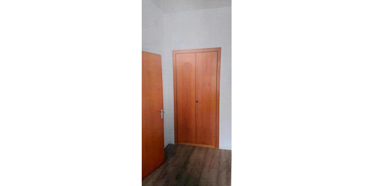 Etagenwohnung Wuppertal Lichtenplatz - 2.5 Zimmer, 60 m&sup2;, 600&euro; | Angebot:26648923
