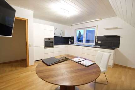 Wohnung Sankt Augustin - 3 Zimmer, 80 m&sup2;, 900&euro; | Angebot:25051252