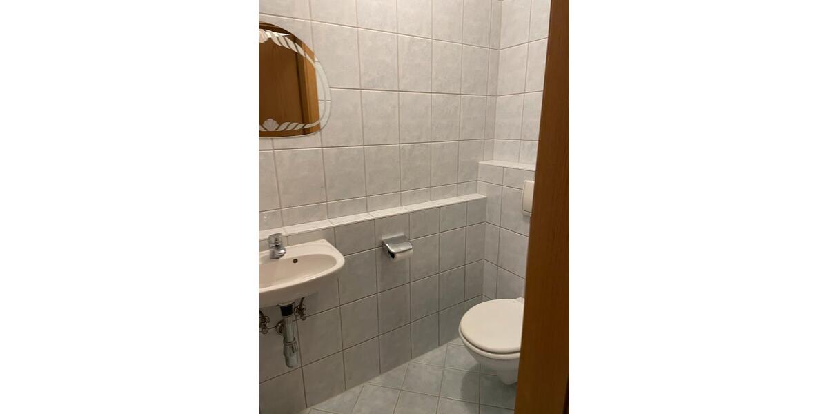 Etagenwohnung Landau an der Isar - 2 Zimmer, 66 m&sup2;, 540&euro; | Angebot:26023617