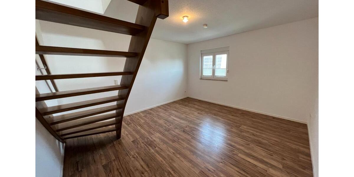Etagenwohnung Velpke - 4.5 Zimmer, 147 m&sup2;, 1.240&euro; | Angebot:26406029
