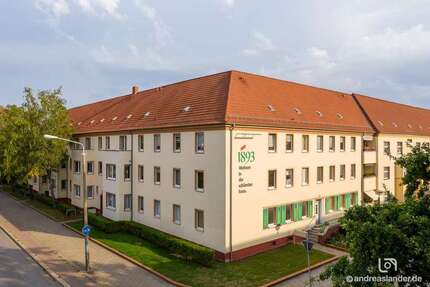 Wohnung zum Mieten in Magdeburg 360 € 45 m²