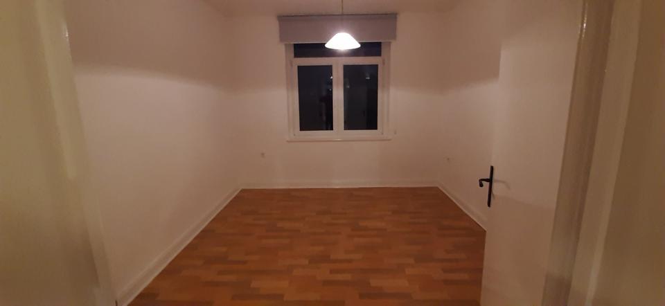 Dachgeschoßwohnung Bad Wildungen - 4 Zimmer, 78 m&sup2;, 624&euro; | Angebot:24548200