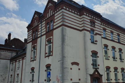 Wohnung zum Mieten in Lübeck 500 € 42.67 m²
