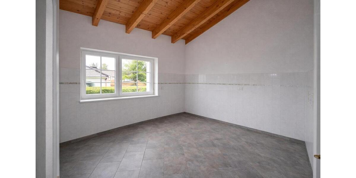 Etagenwohnung Großbeeren - 4 Zimmer, 155 m&sup2;, 2.095&euro; | Angebot:25980901