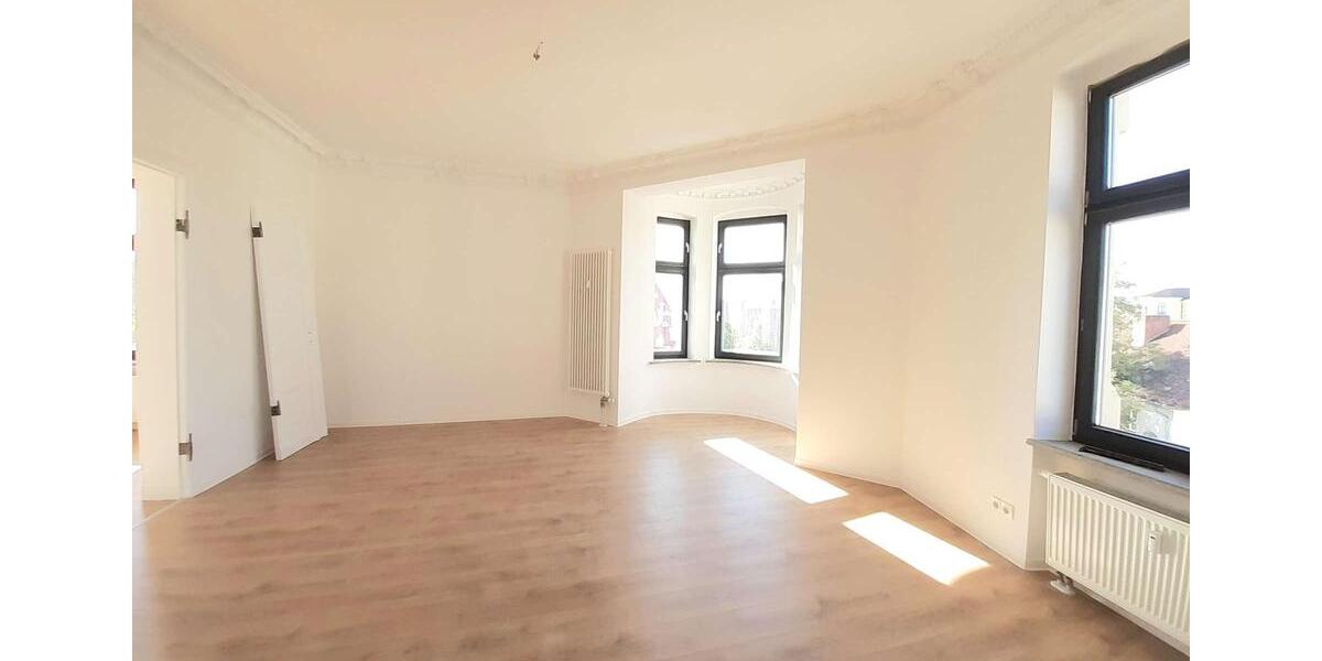 Dachgeschoßwohnung Magdeburg - 4 Zimmer, 134 m&sup2;, 1.229&euro; | Angebot:24769918